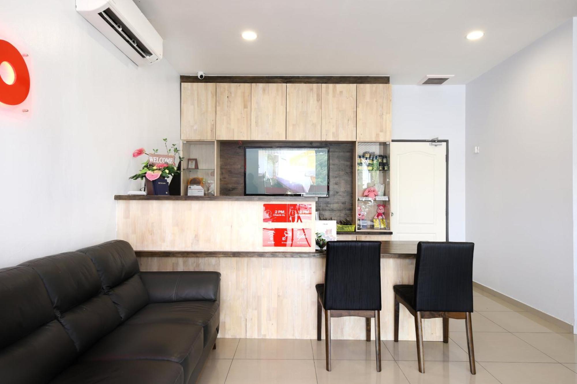 Oyo 778 Bmw 2 Hotel Muar Exterior foto